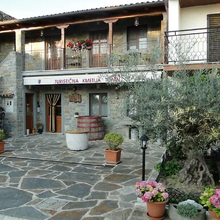 Tourist Farm Tonin