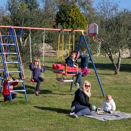 Lägenhet Tourist Farm Tonin