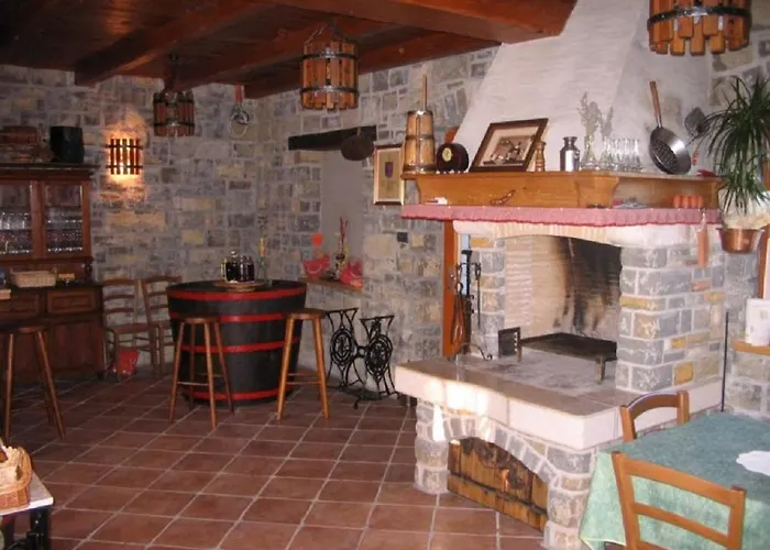 Tourist Farm Tonin דירה